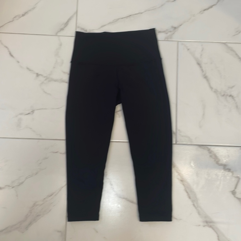 Lululemon Ivivva crop leggings